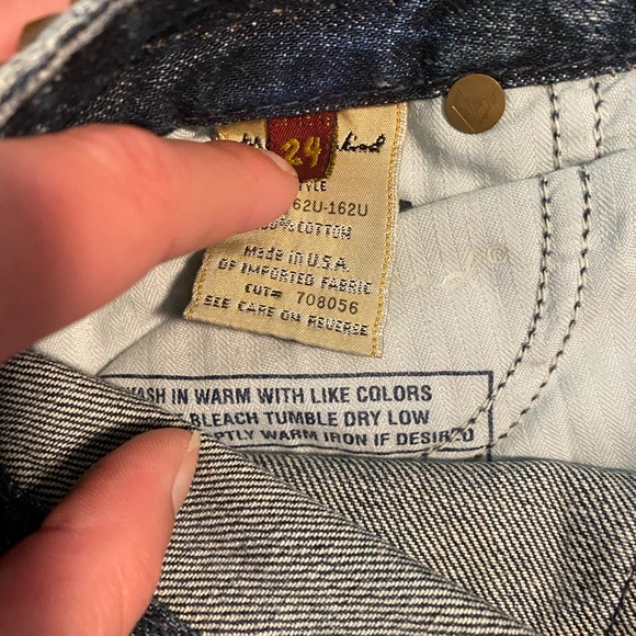 Vintage 7 FOR ALL MANKIND Studded Jeans - Picture 8 of 8